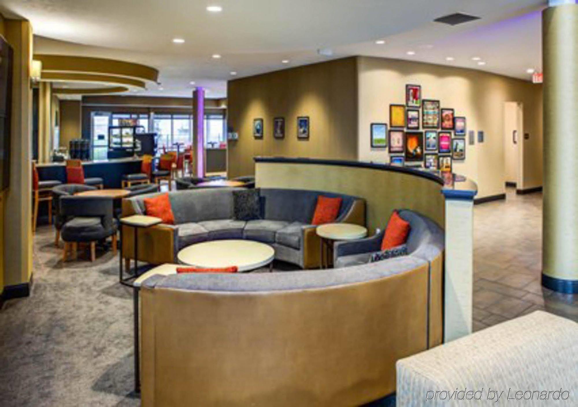 Doubletree By Hilton West Fargo Sanford Medical Center Area Hotel Exterior photo